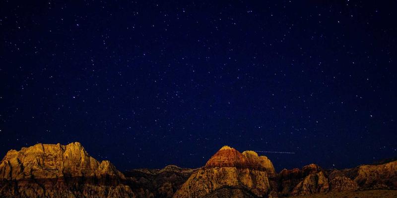 分子料理入门：在美食社区与恰莫餐厅推荐中，探索家庭厨房的科学美食实验