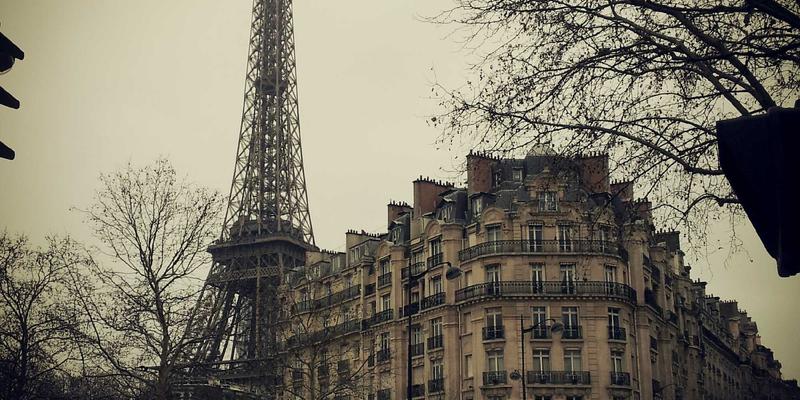 咖啡品鉴入门指南：从豆子产区到手冲技巧，在家打造精品咖啡馆体验 | 美食分享