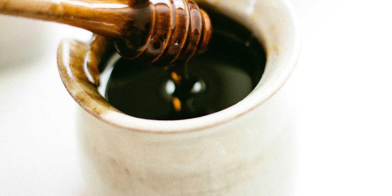 美食摄影入门技巧：如何用手机拍出令人垂涎的食物大片 | 美食分享与社区指南